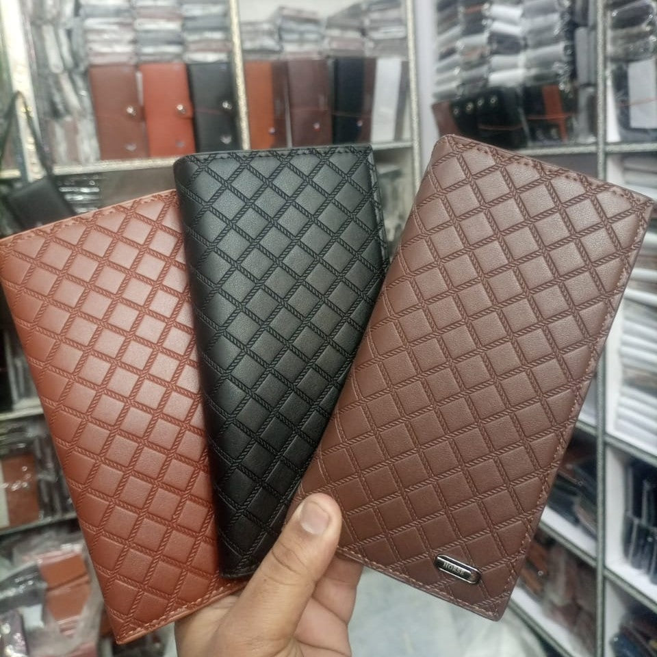 Men’s Quilted Leather Bifold Wallet | Slim & Stylish | Multiple Card Slots | Durable Everyday Accessory | Black